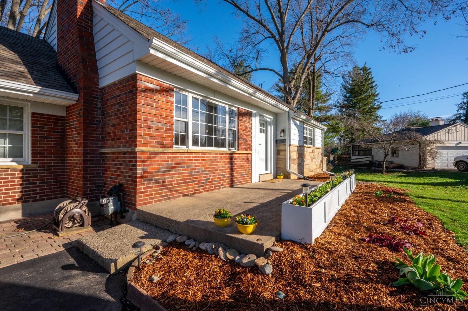111 Wrenwood Lane
