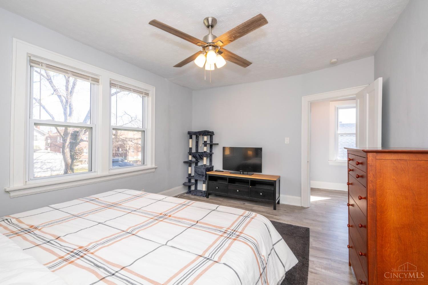 1958 Catalina Avenue