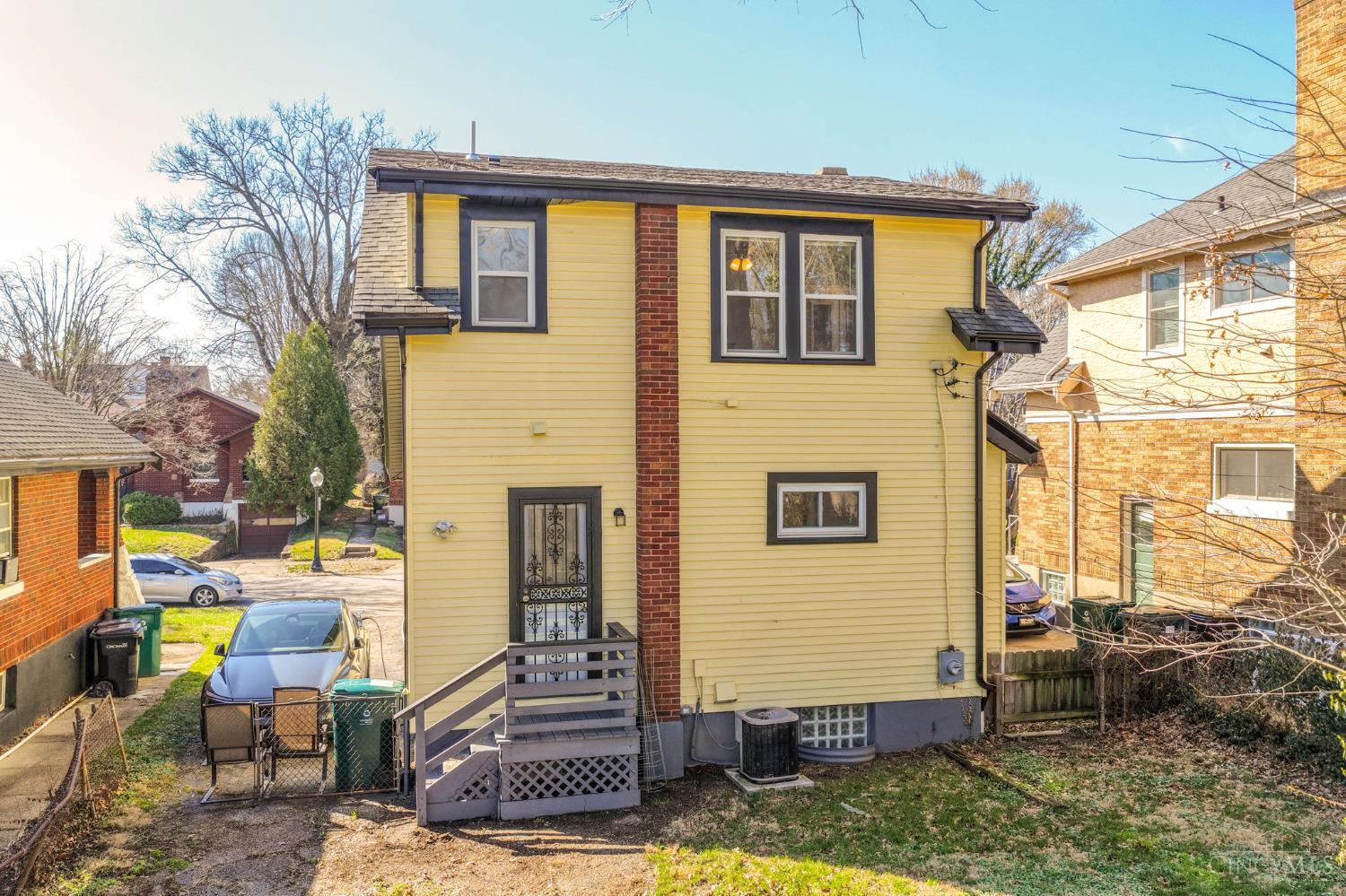 1958 Catalina Avenue