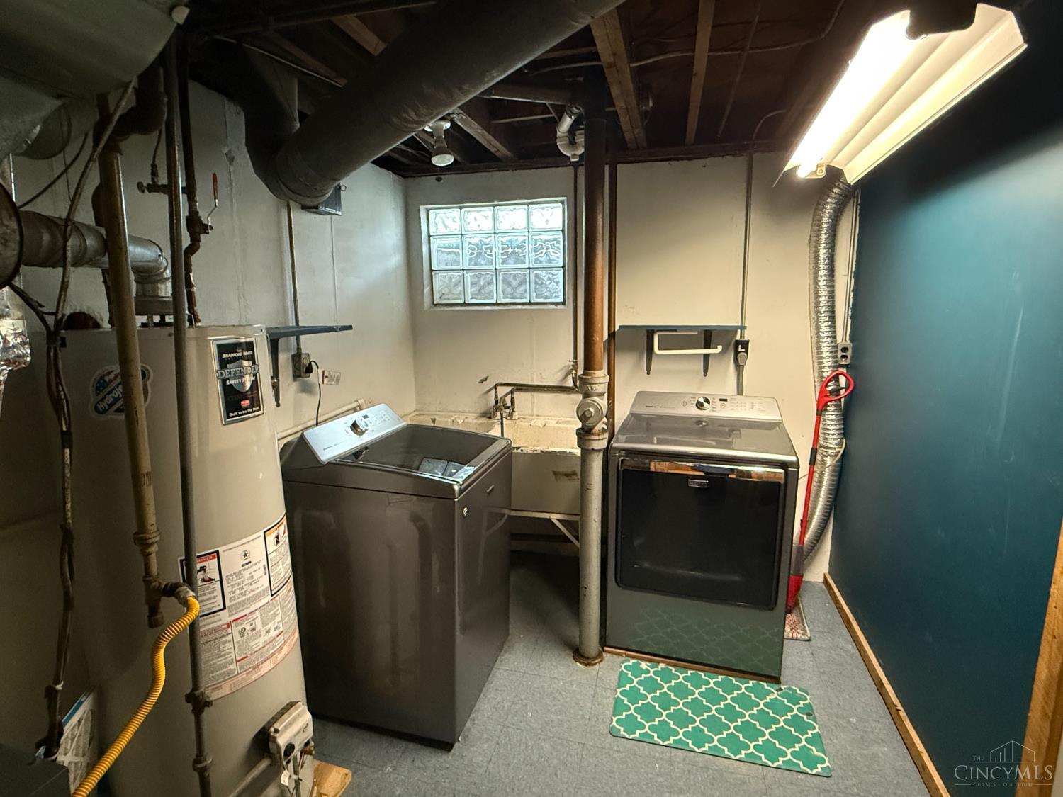 3041 Westknolls Lane