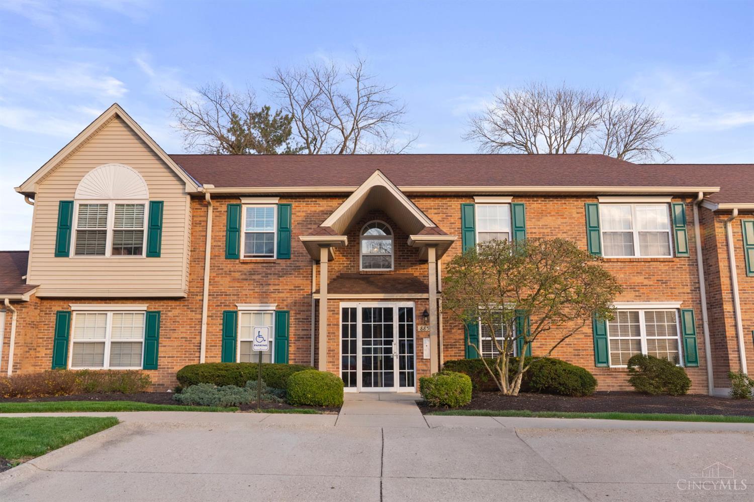 8851 Carrousel Park Circle 6
