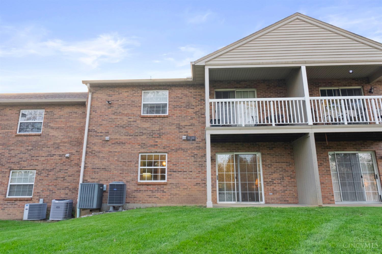 8851 Carrousel Park Circle 6