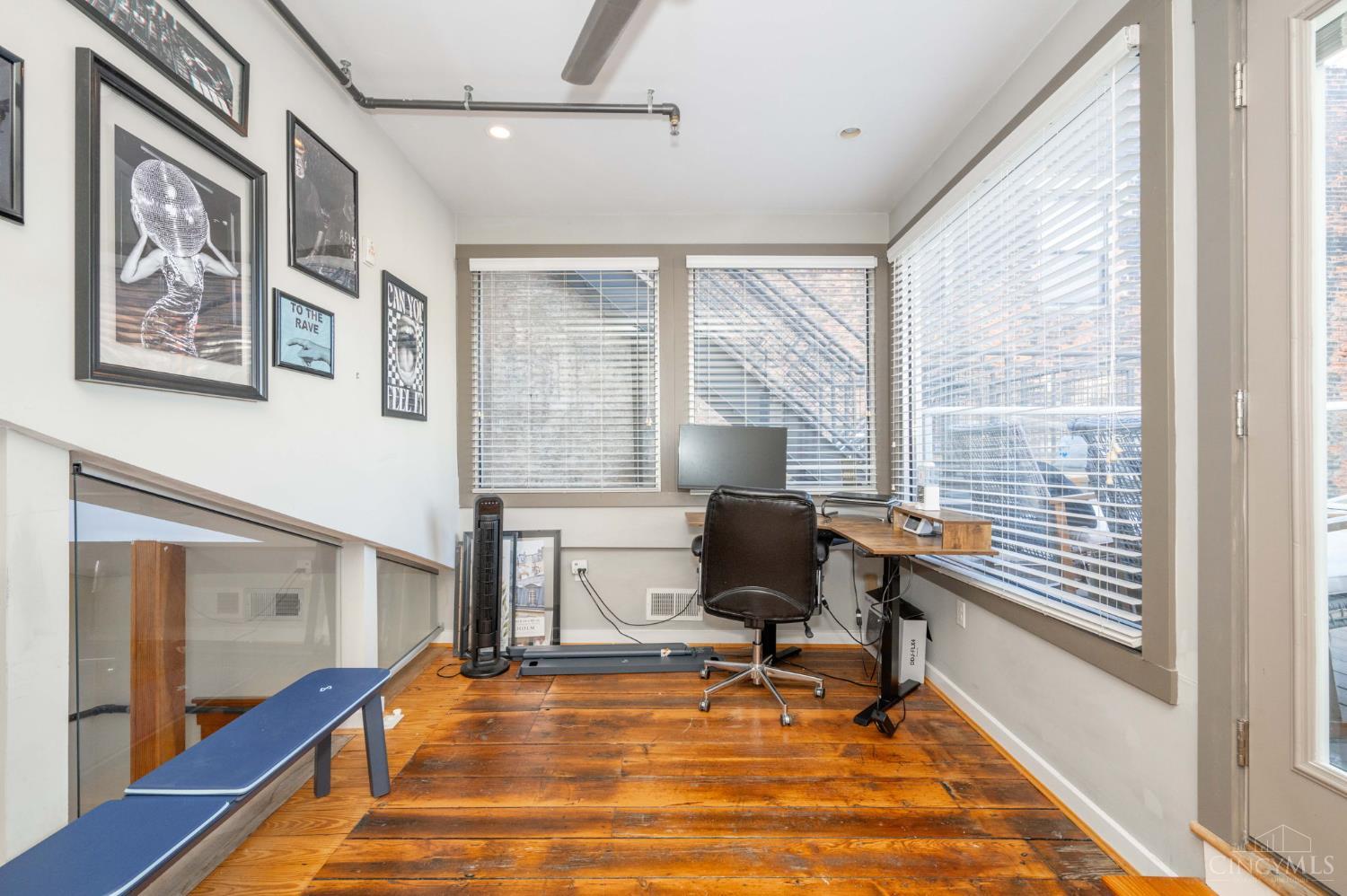 1417 Main Street 5
