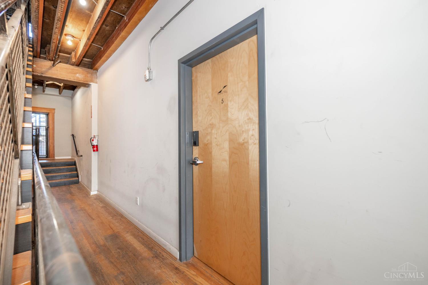 1417 Main Street 5