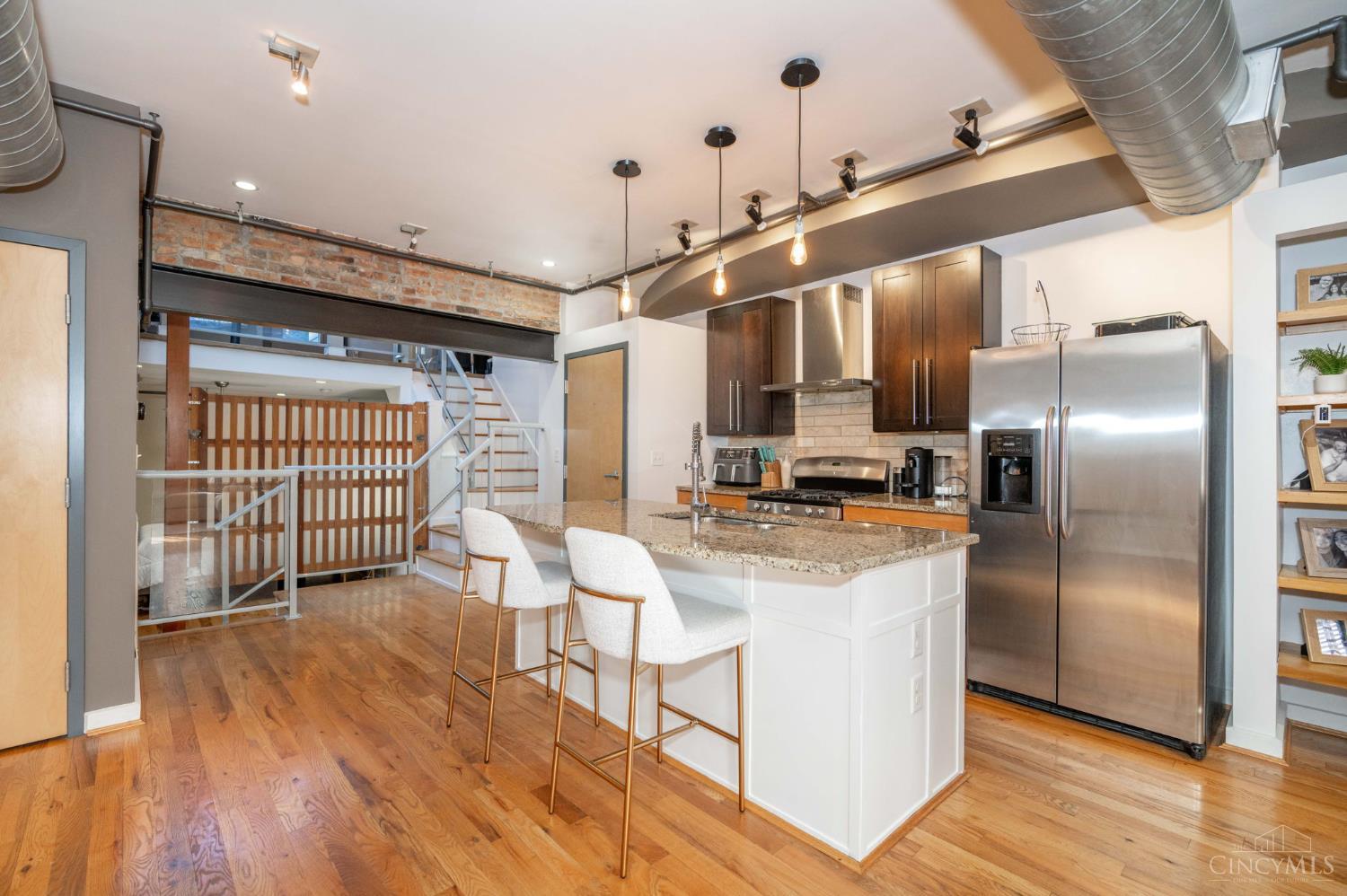 1417 Main Street 5