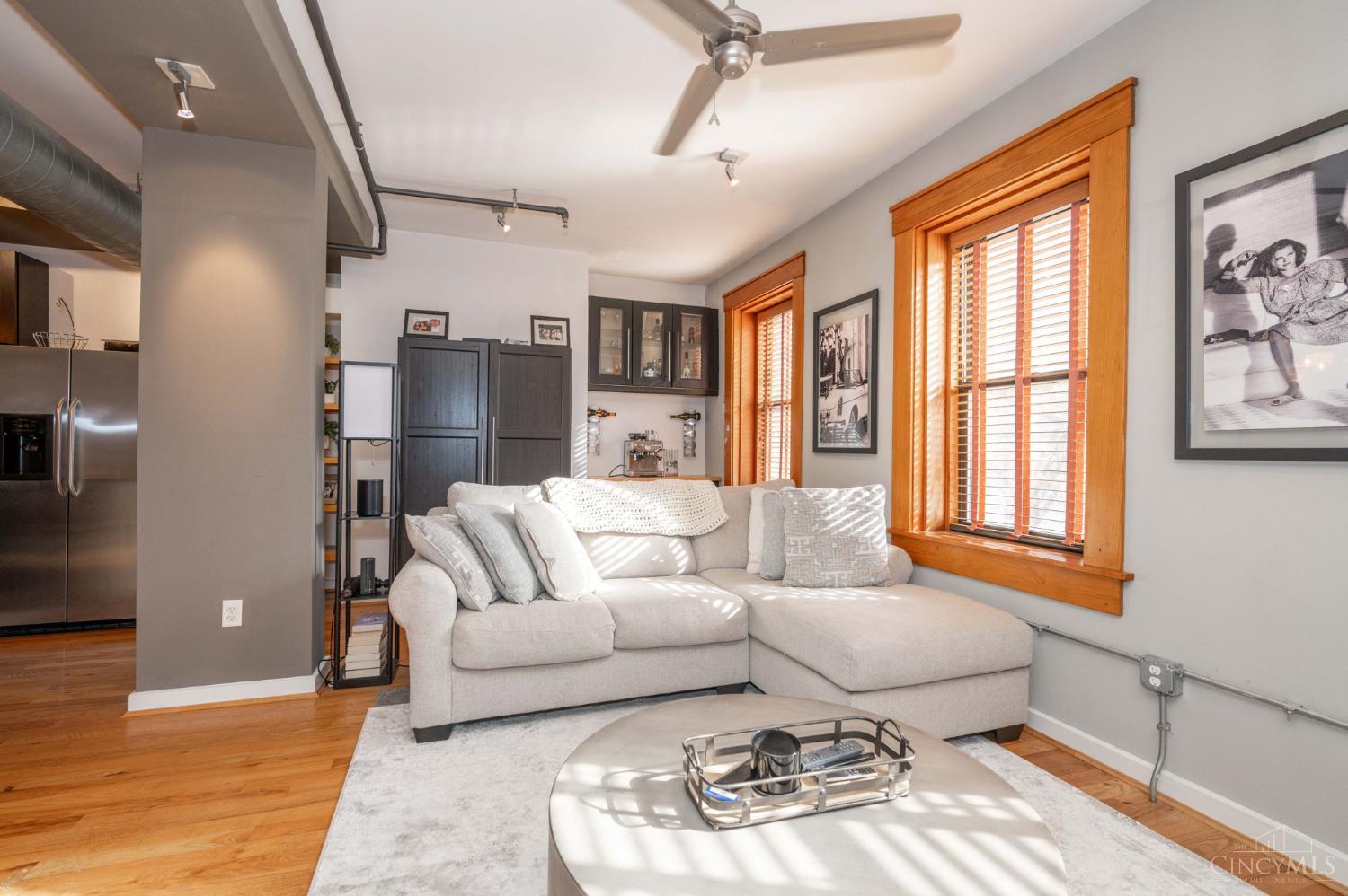 1417 Main Street 5