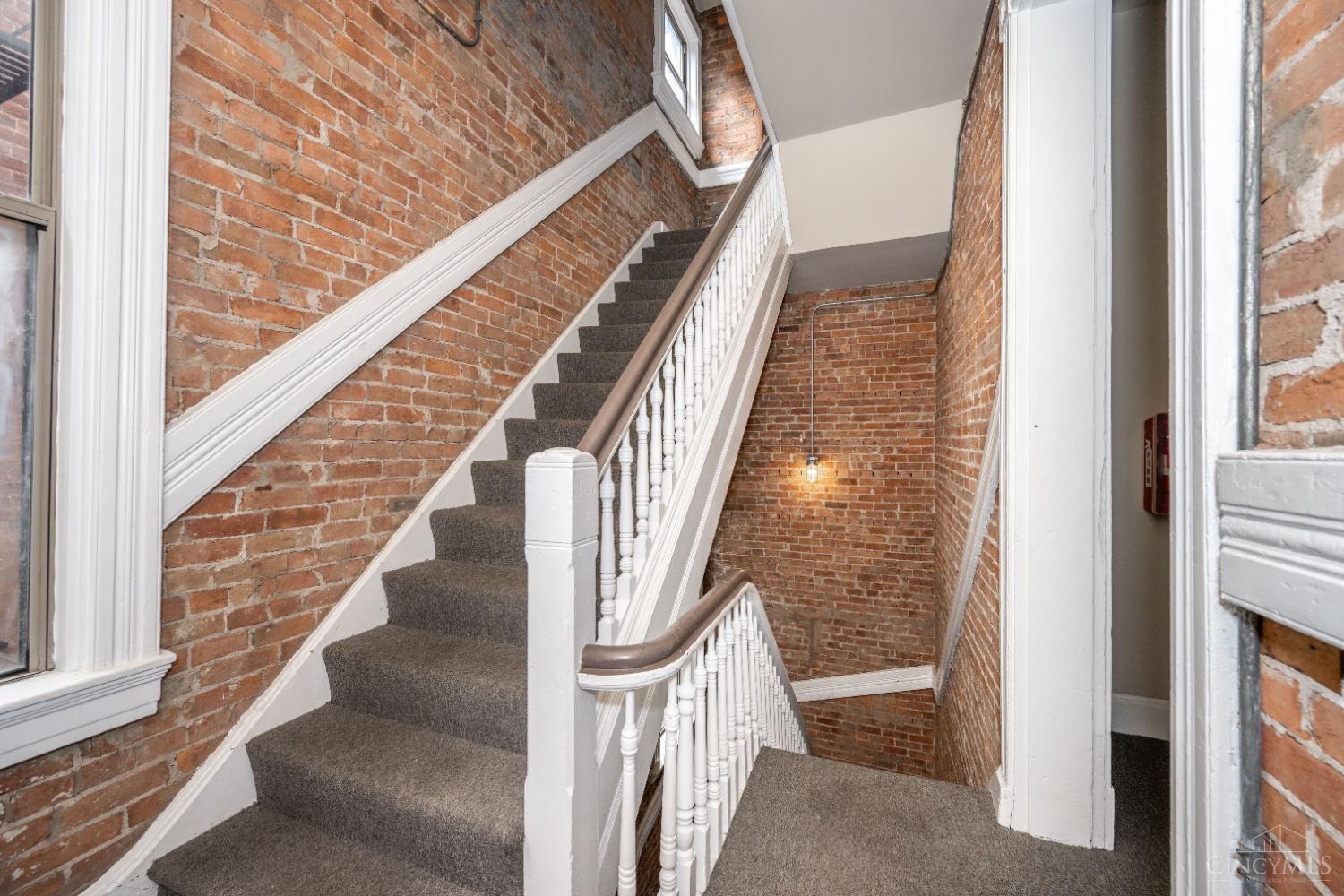 1345 Main Street Unit: 11