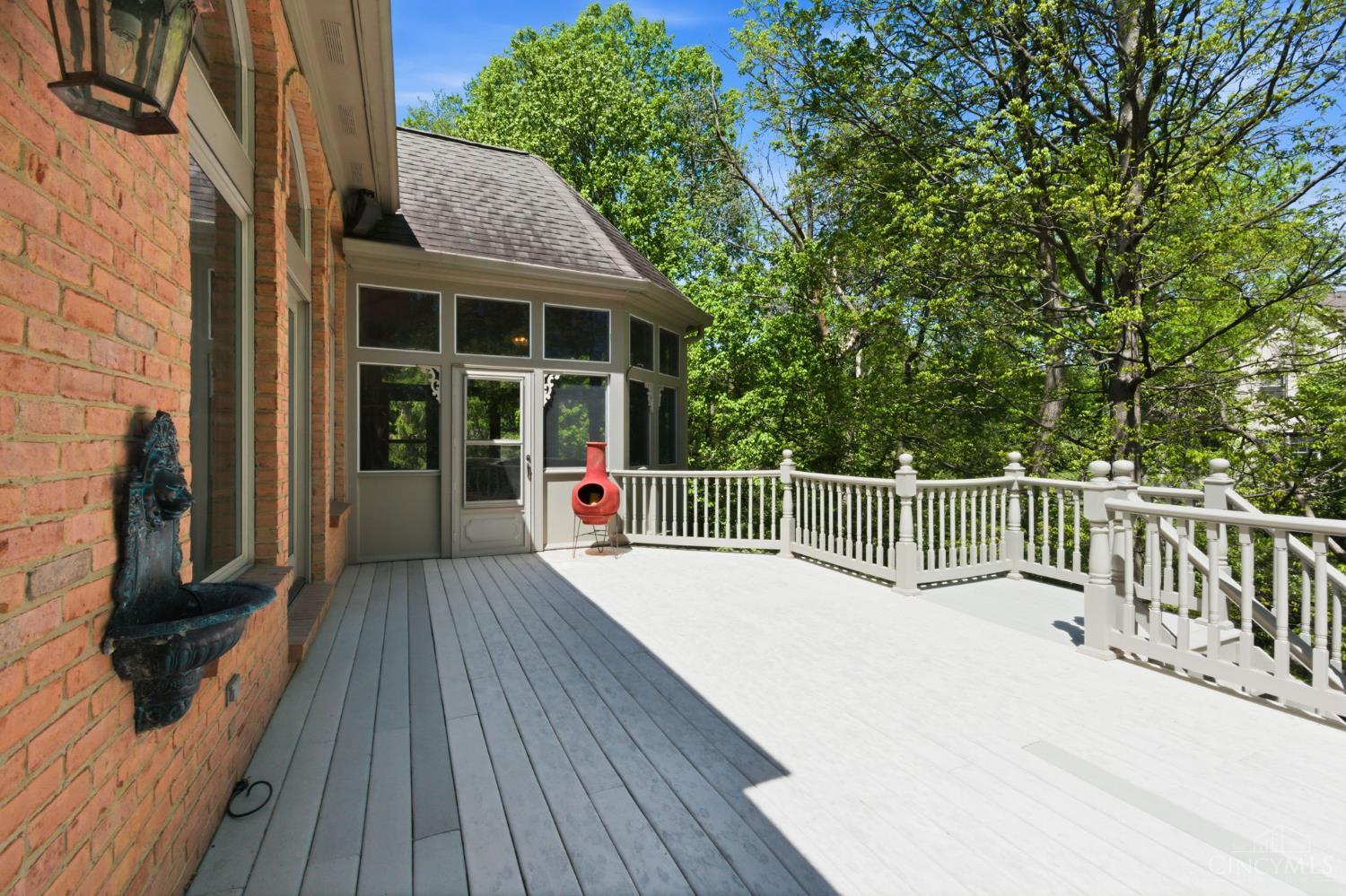 11 Camargo Canyon Drive