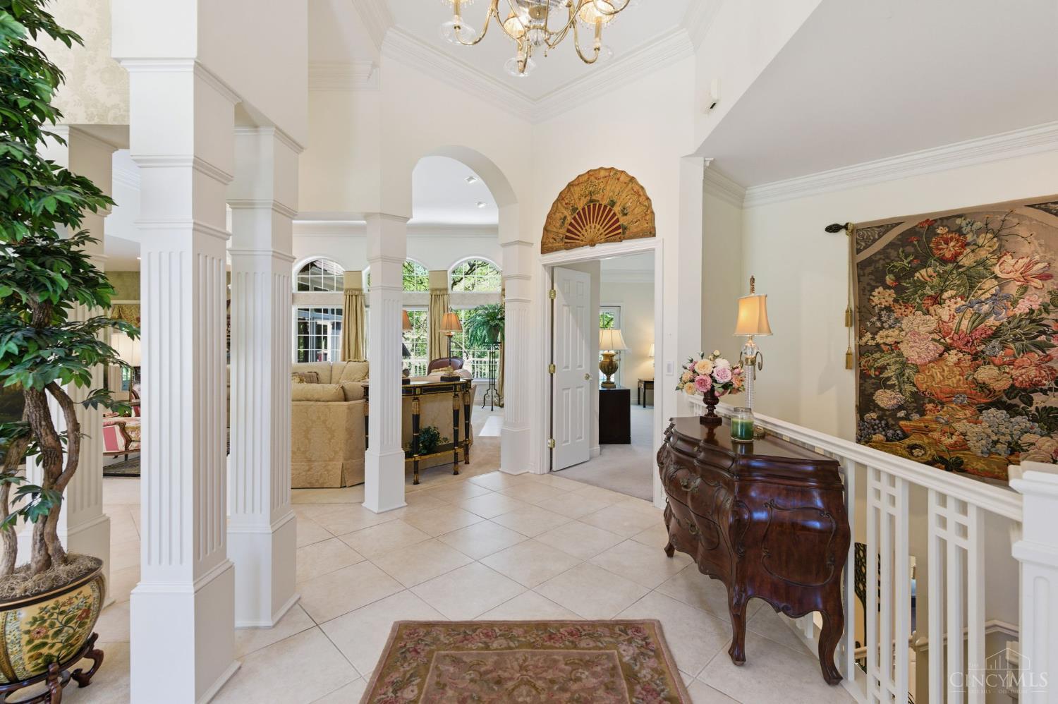 11 Camargo Canyon Drive