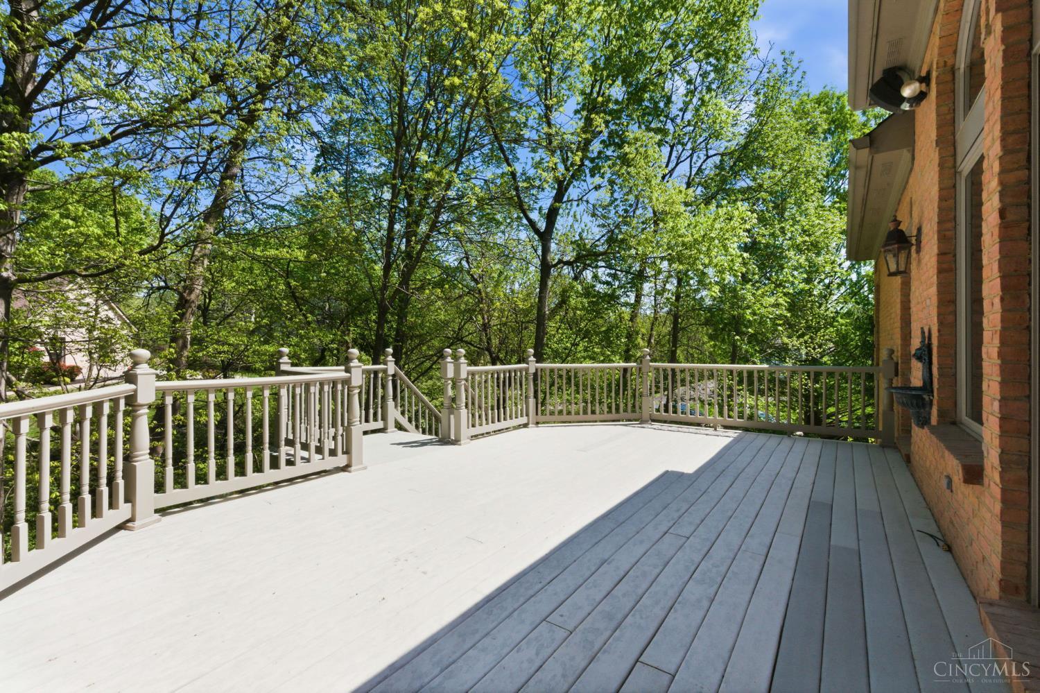 11 Camargo Canyon Drive