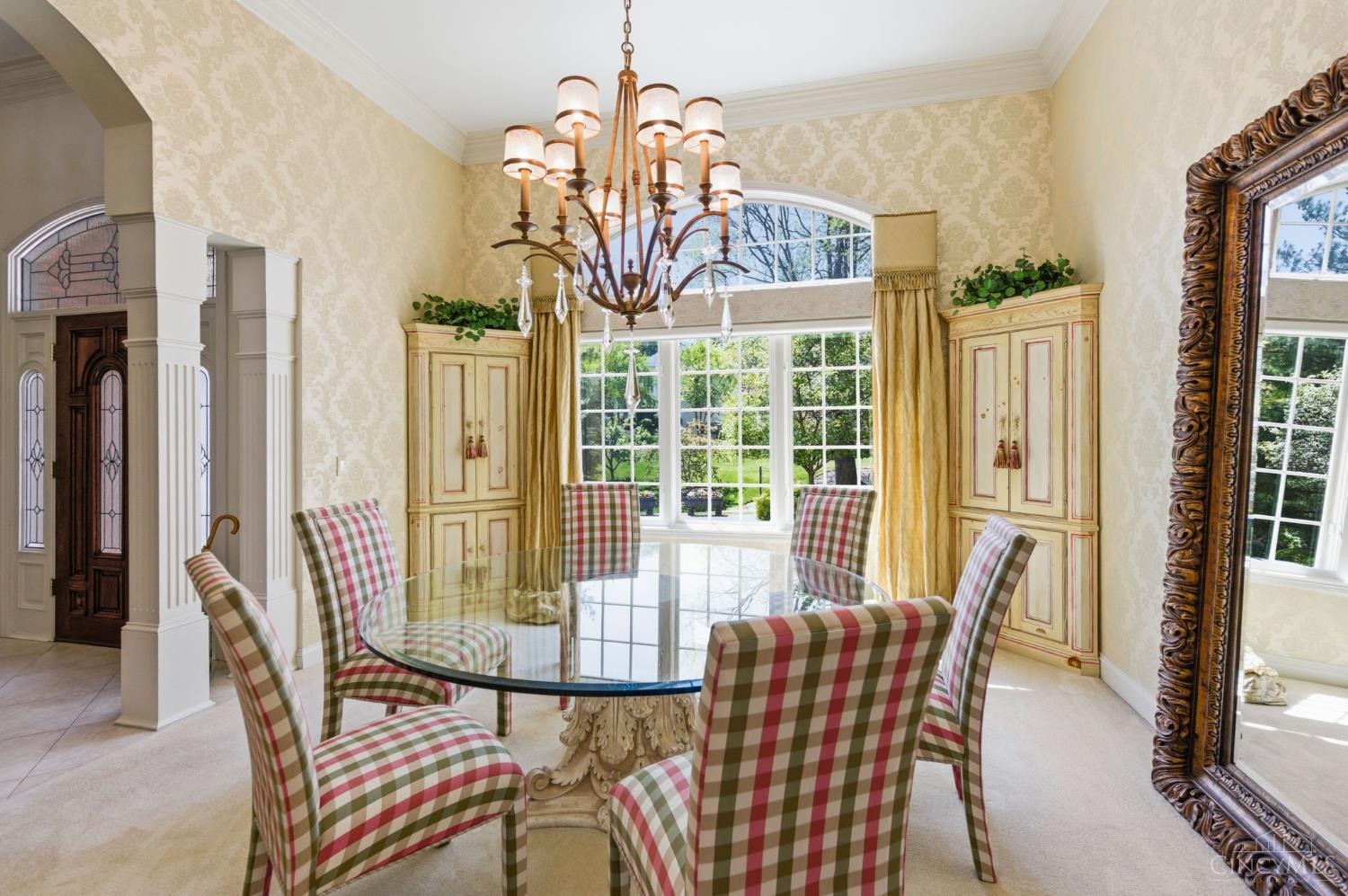 11 Camargo Canyon Drive