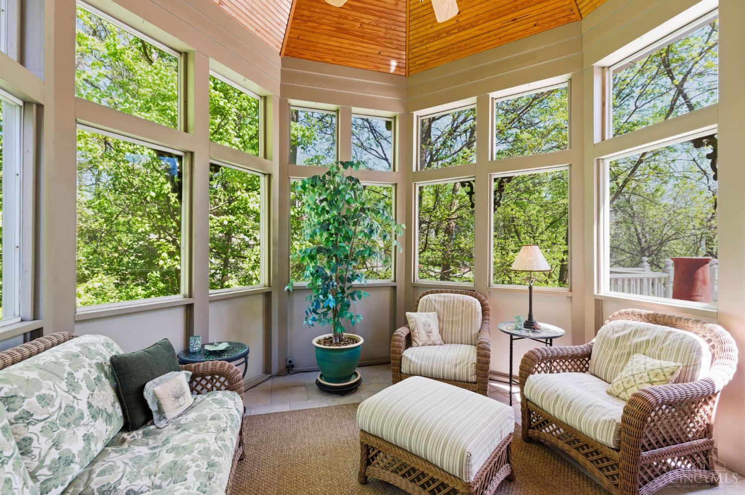 11 Camargo Canyon Drive