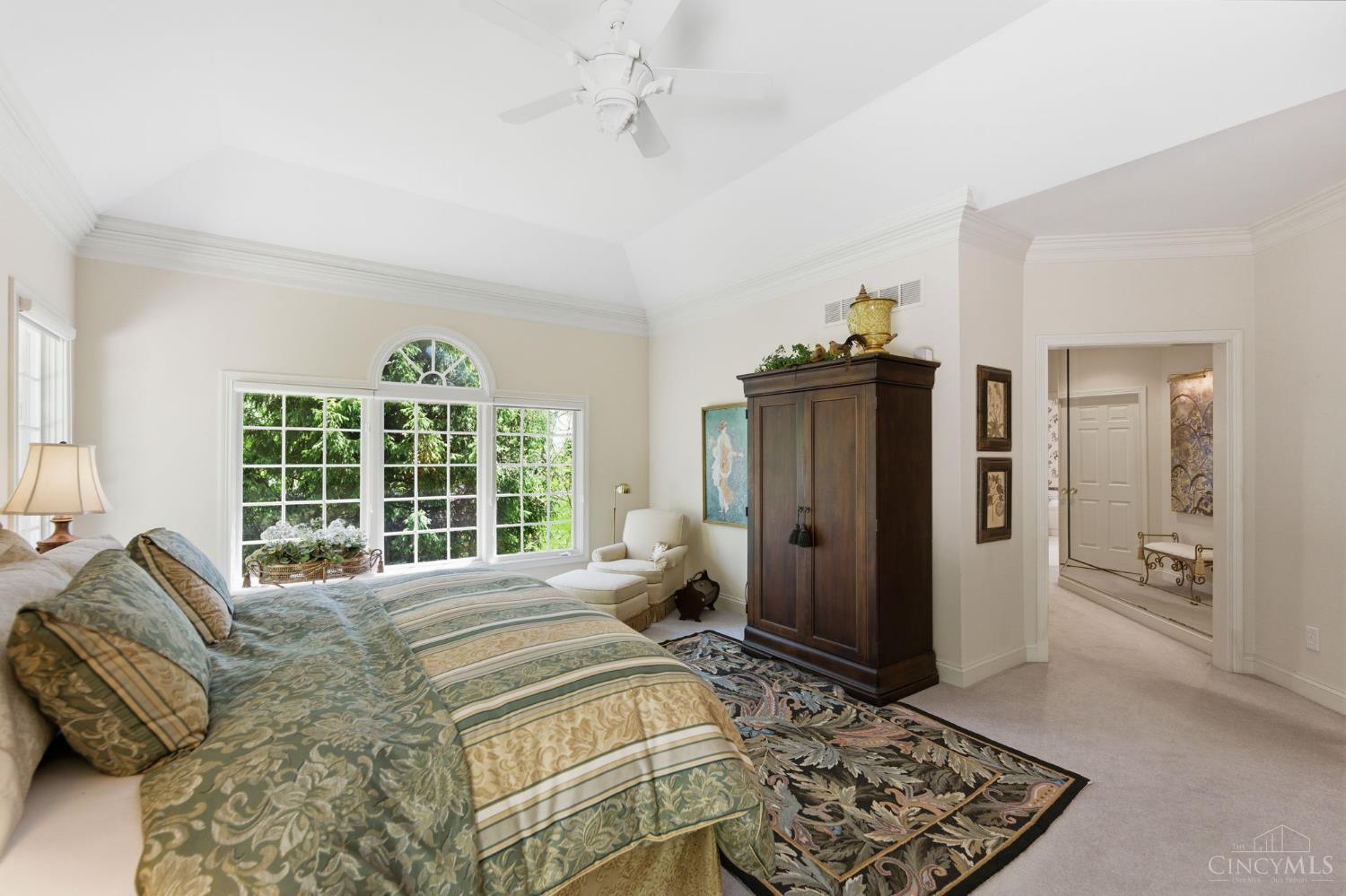 11 Camargo Canyon Drive