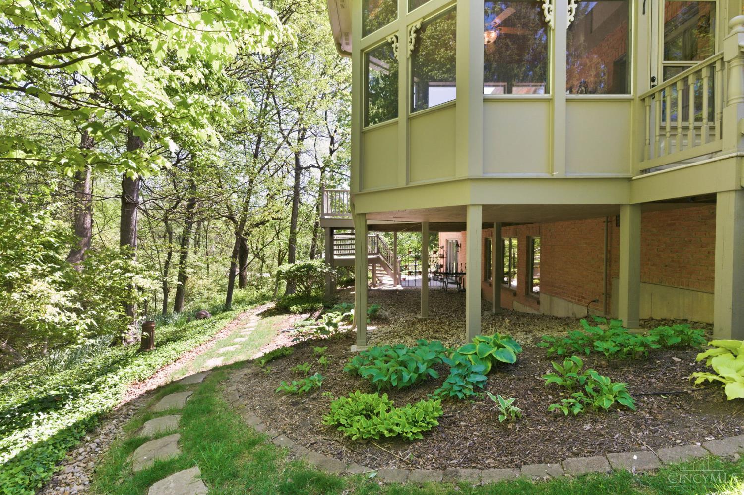 11 Camargo Canyon Drive