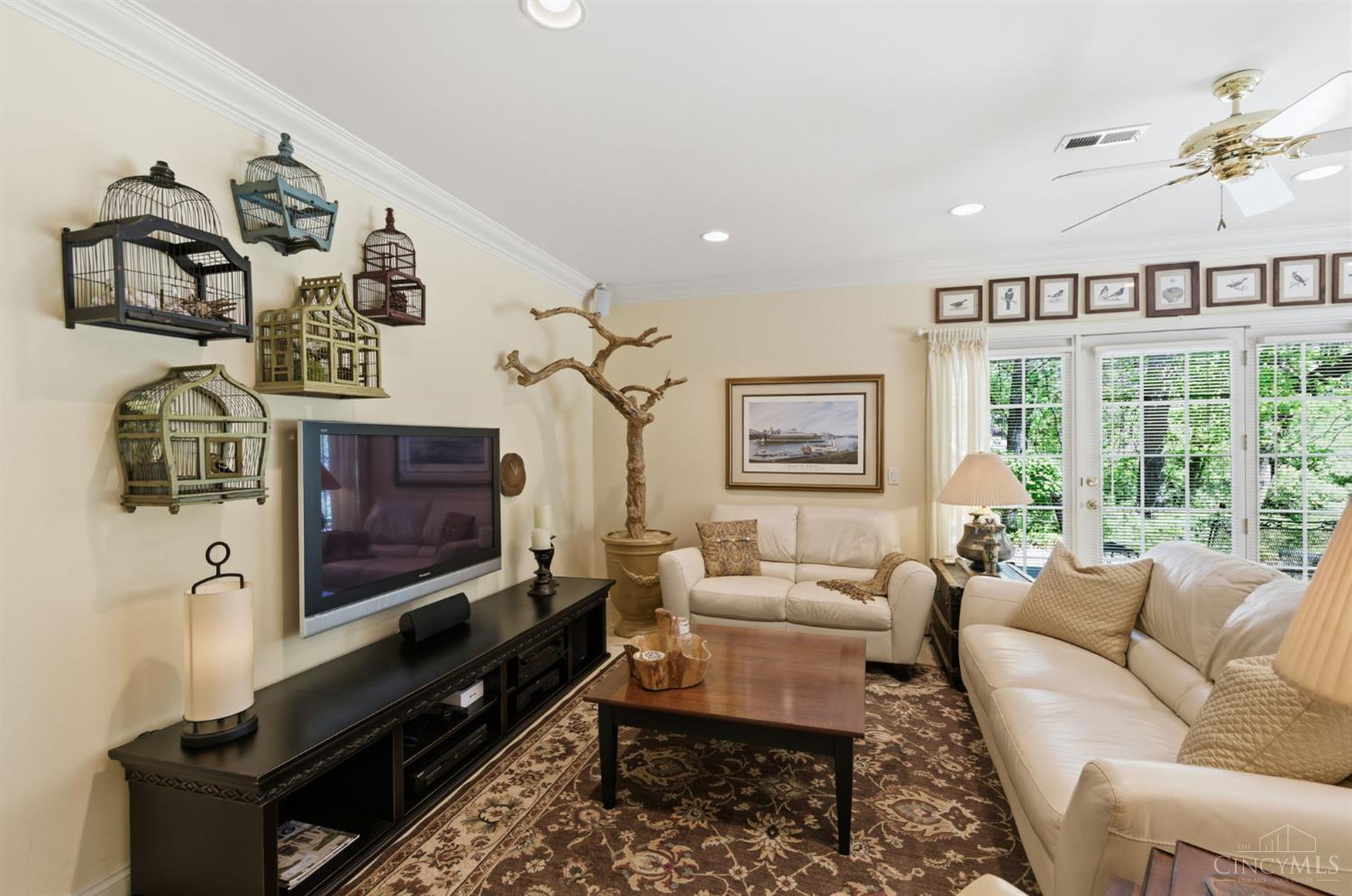 11 Camargo Canyon Drive