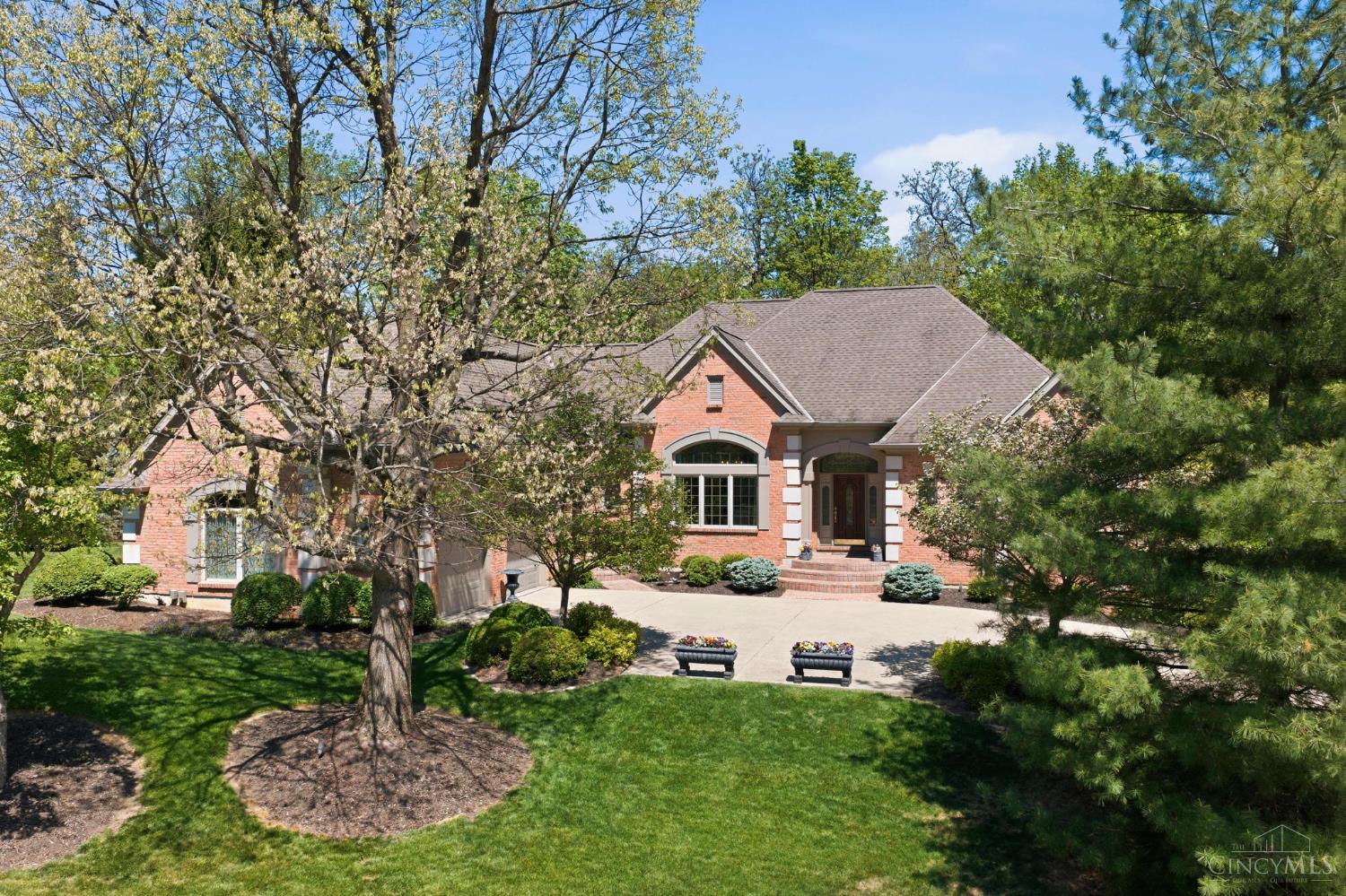 11 Camargo Canyon Drive