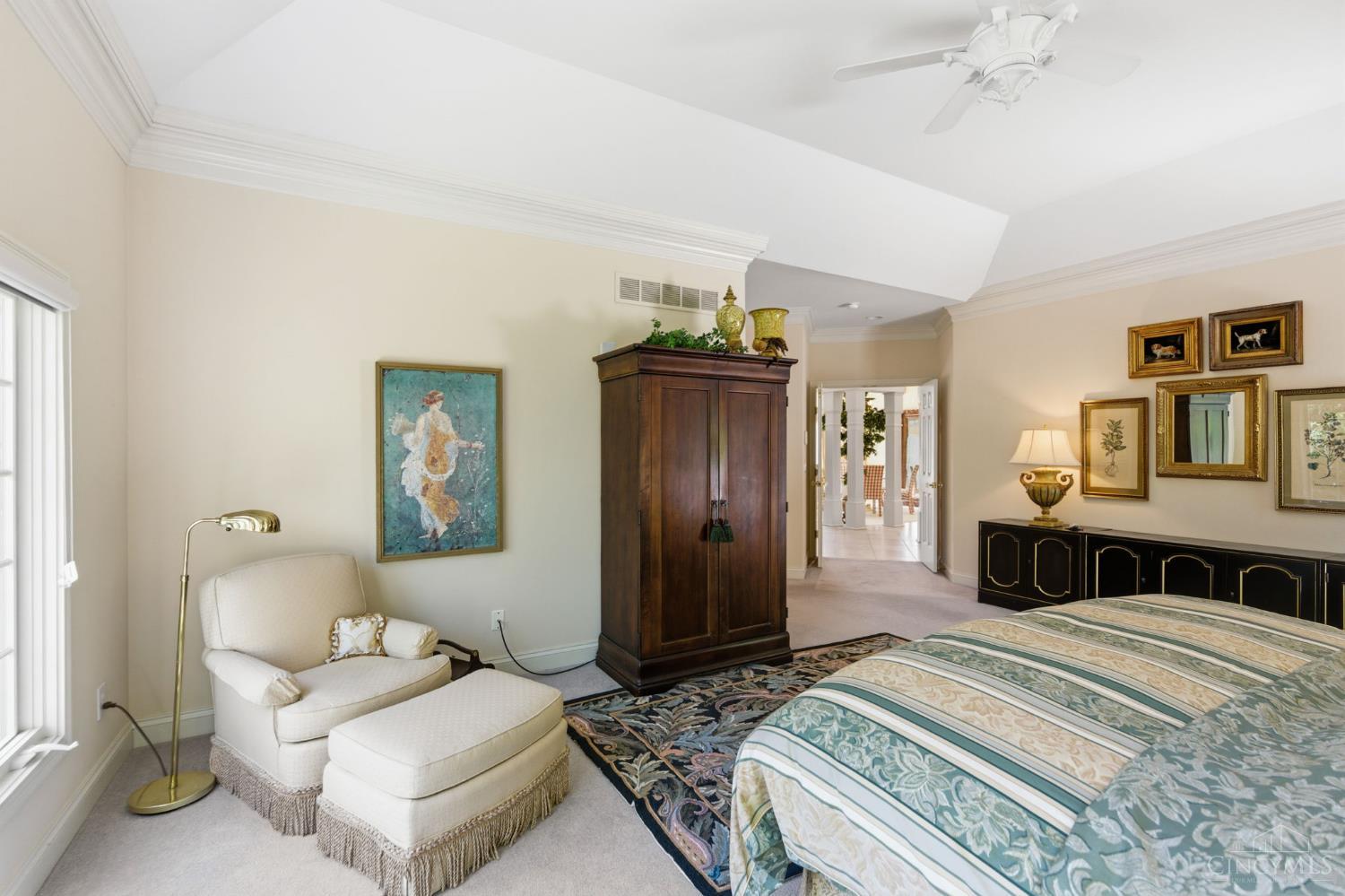 11 Camargo Canyon Drive