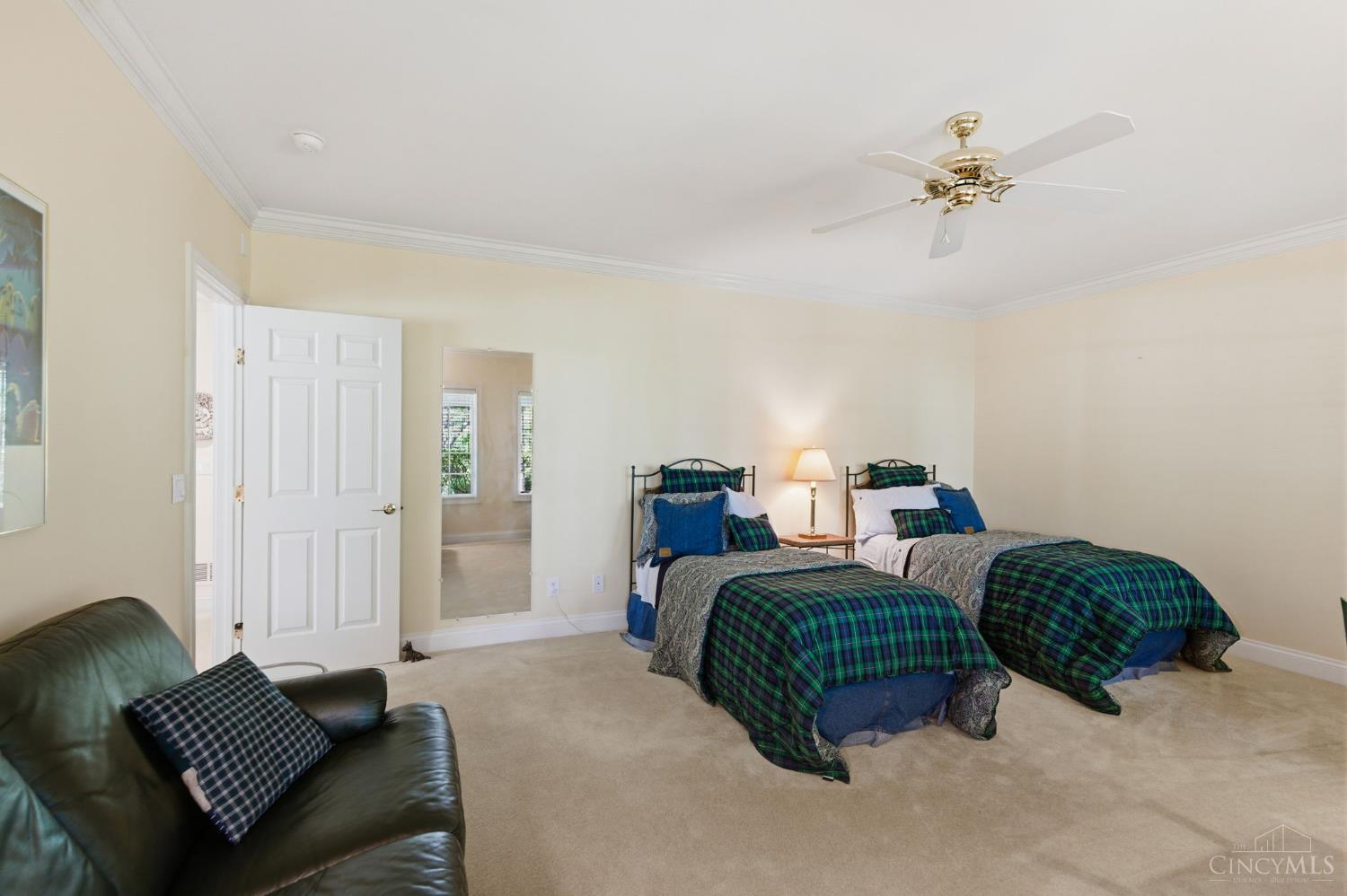 11 Camargo Canyon Drive