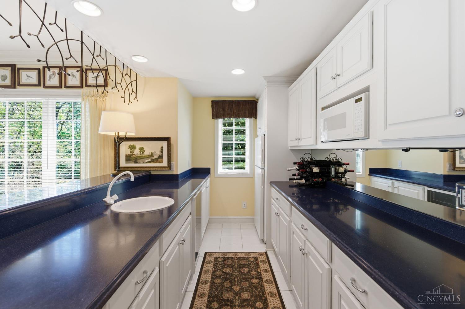 11 Camargo Canyon Drive