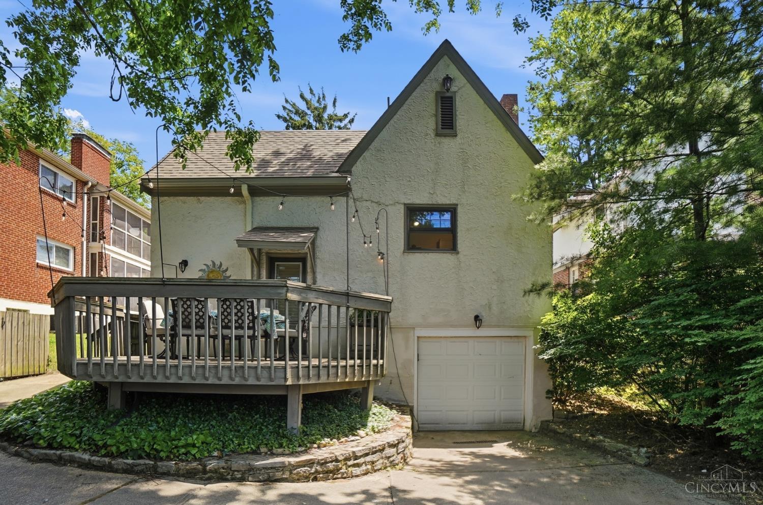 5731 Doerger Lane