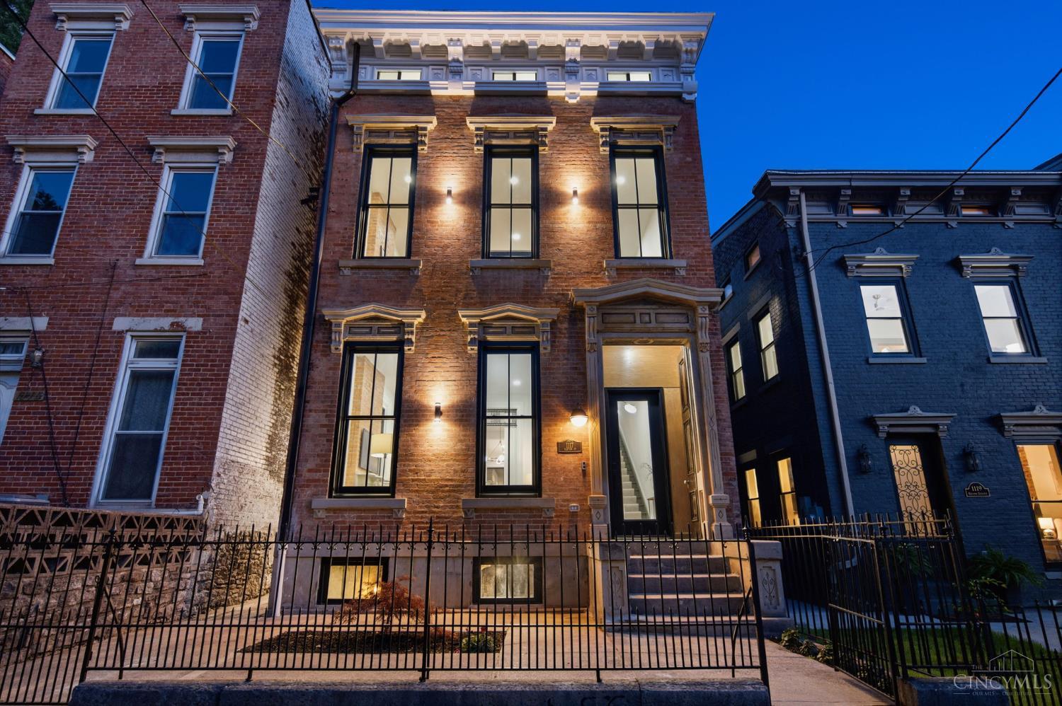 1117 Dayton Street
