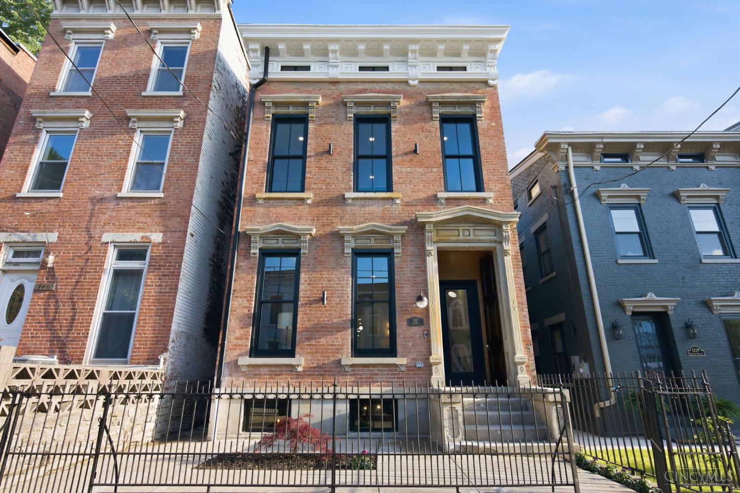1117 Dayton Street
