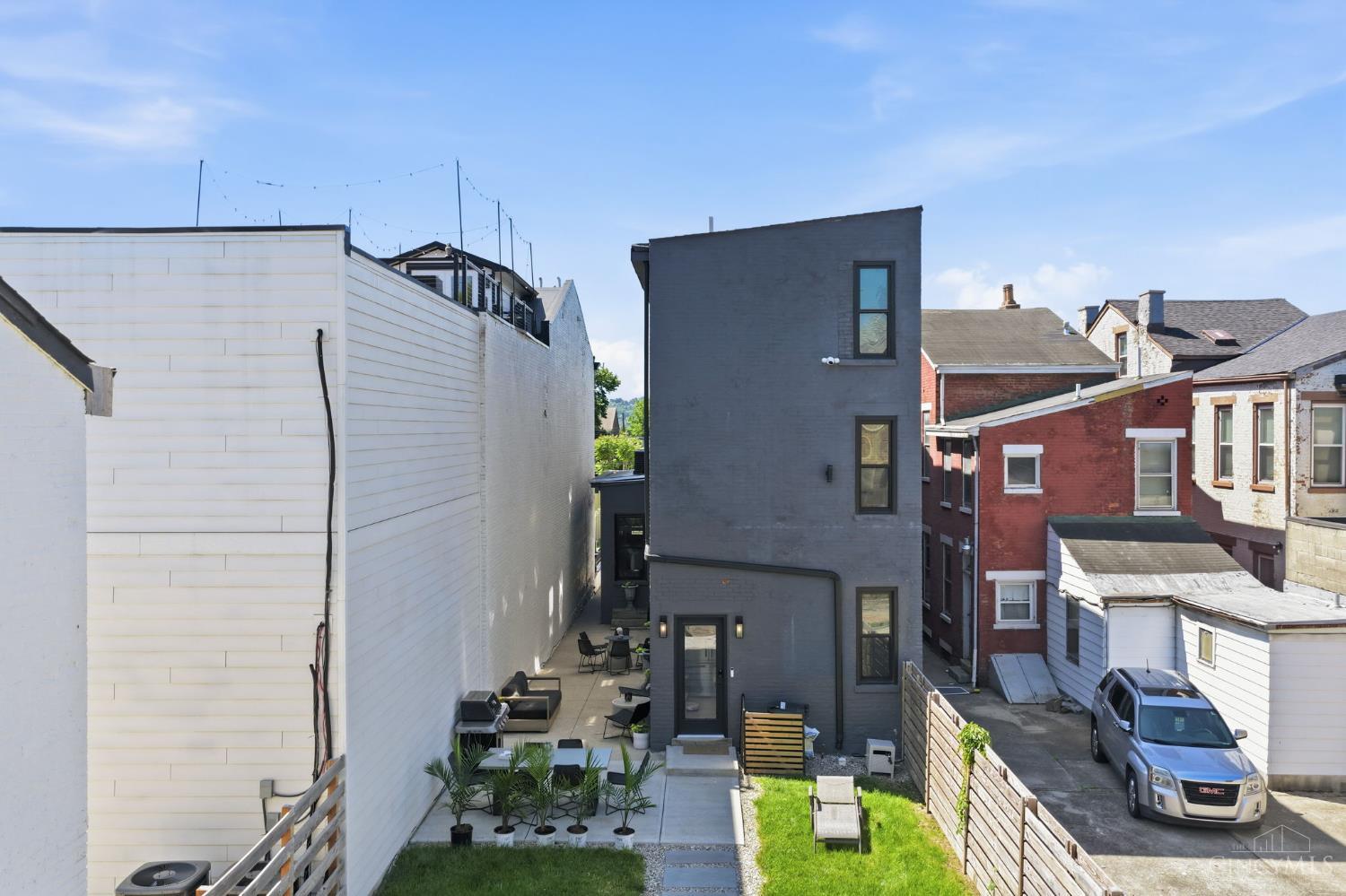 918 York Street
