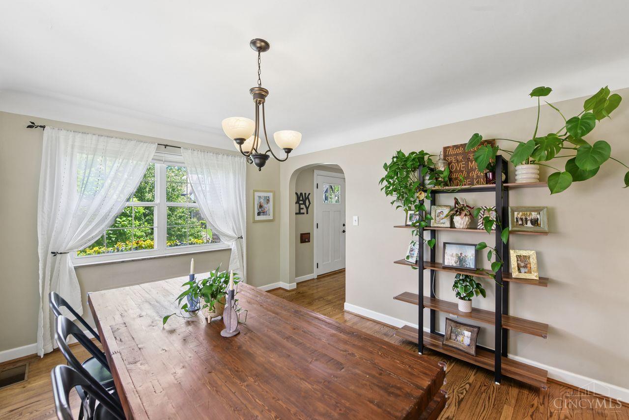 3859 Drakewood Drive