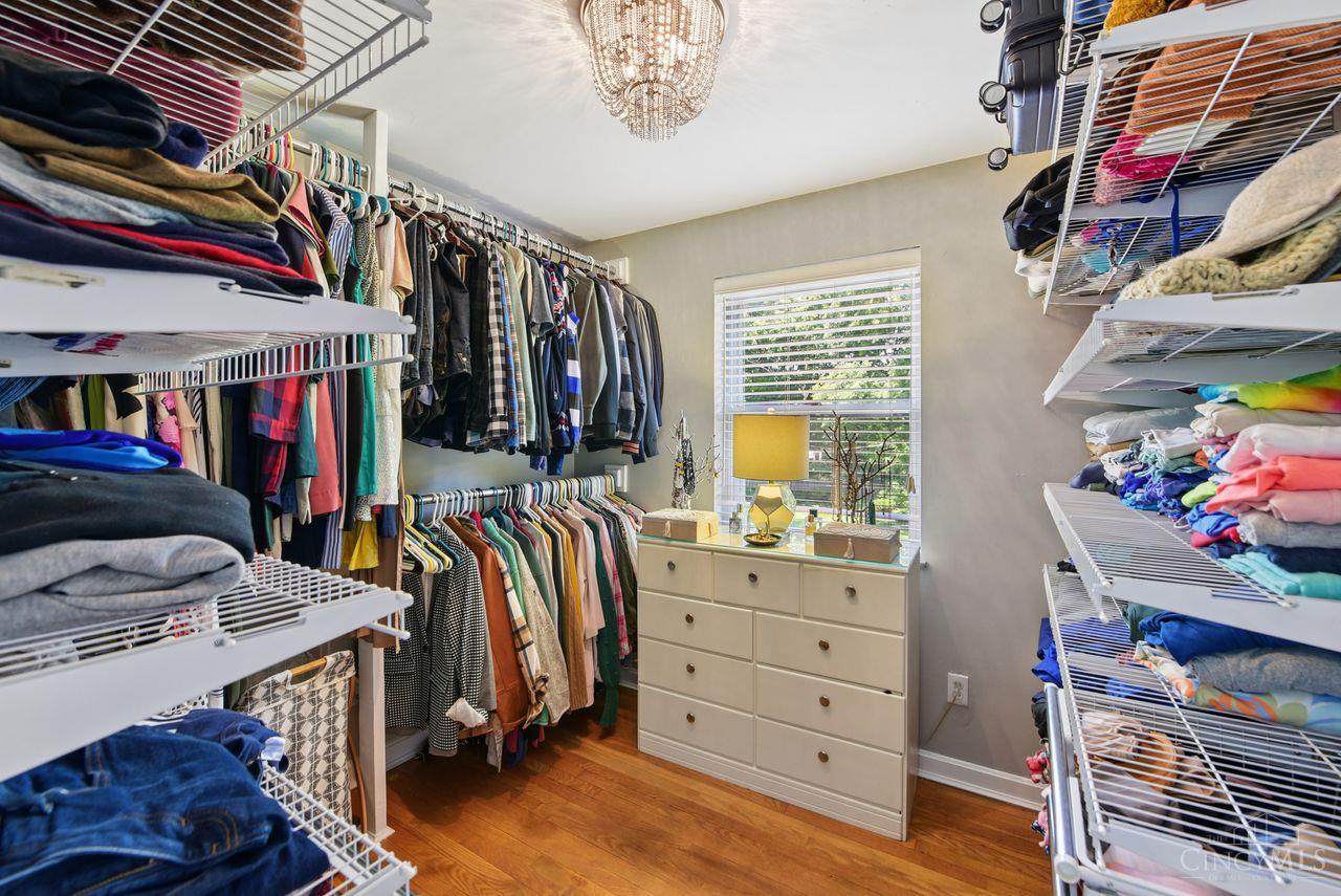 3859 Drakewood Drive