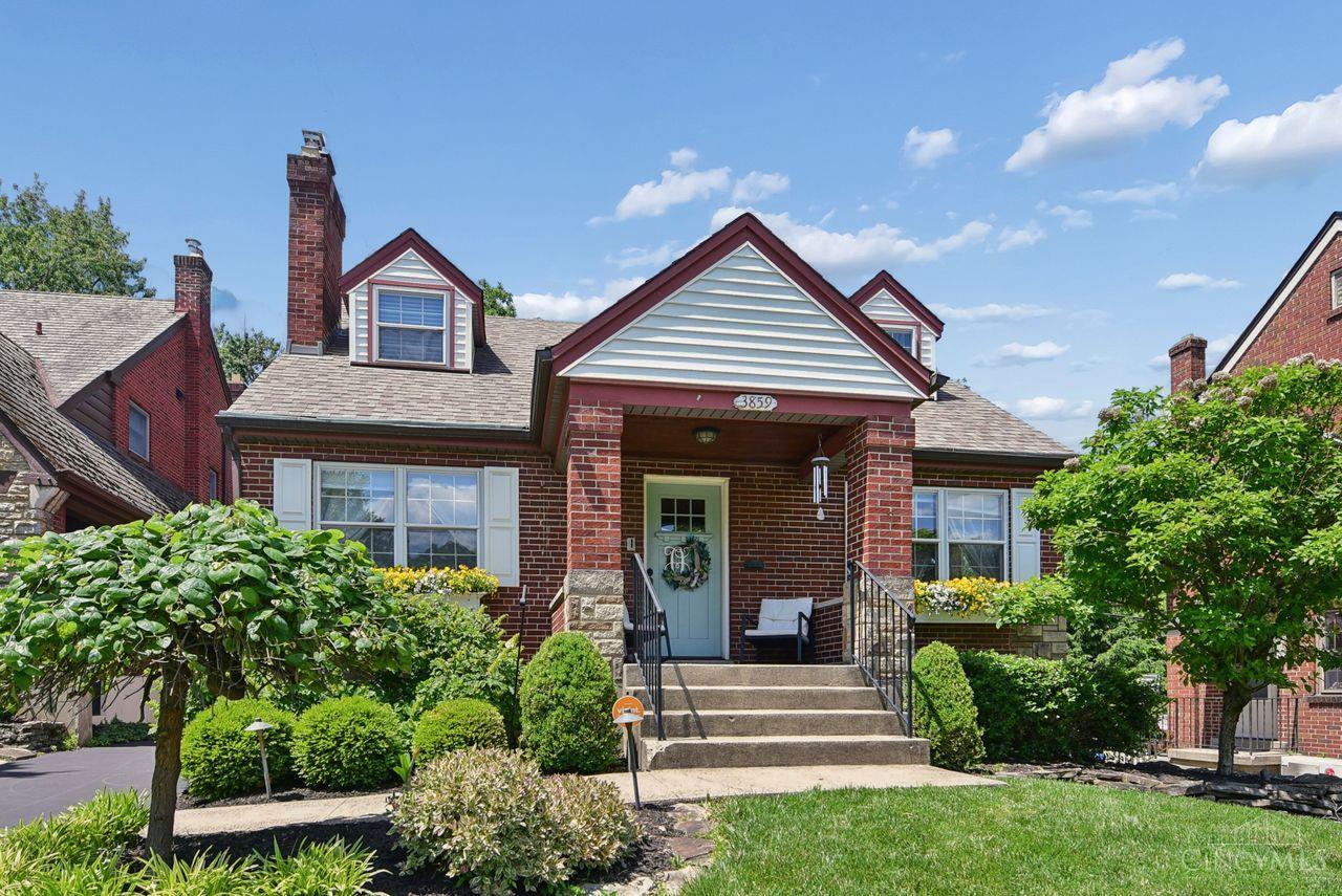 3859 Drakewood Drive