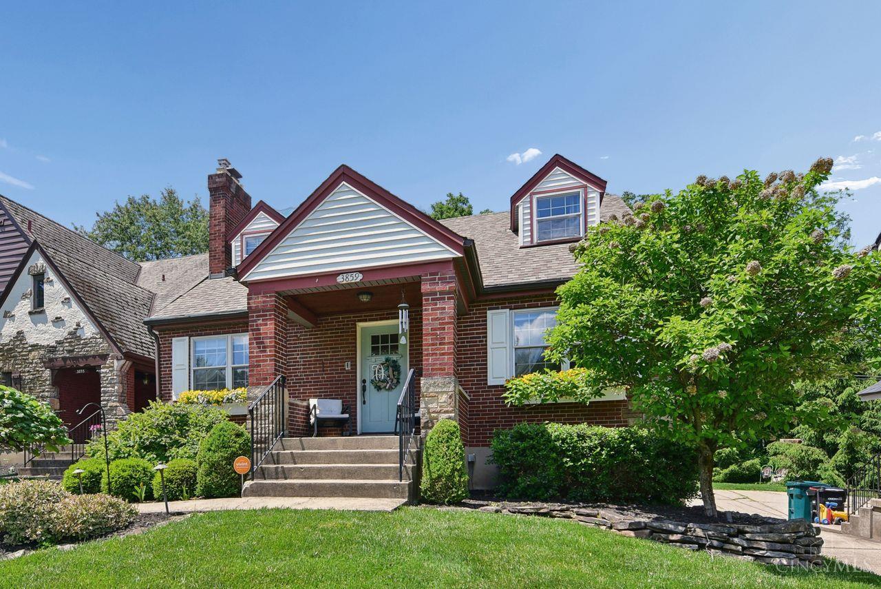 3859 Drakewood Drive