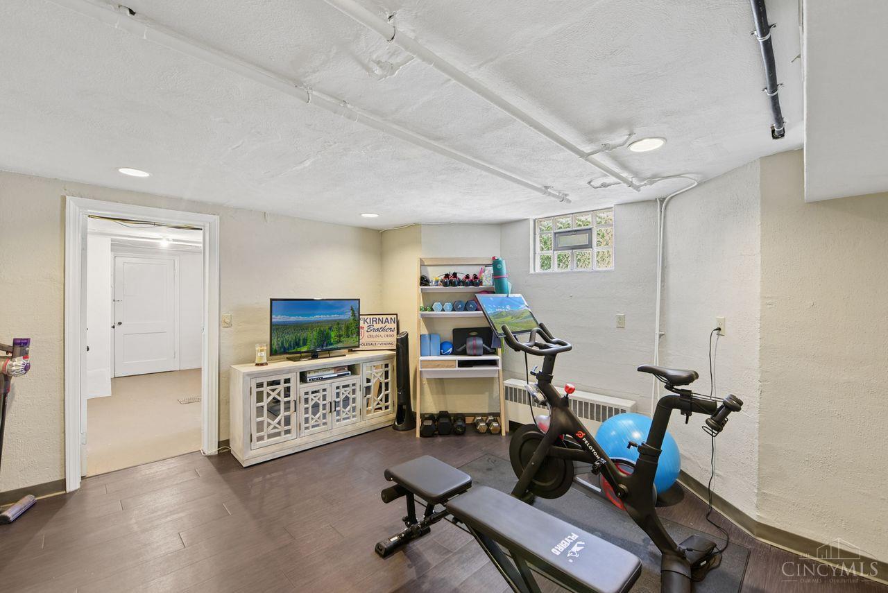 3859 Drakewood Drive