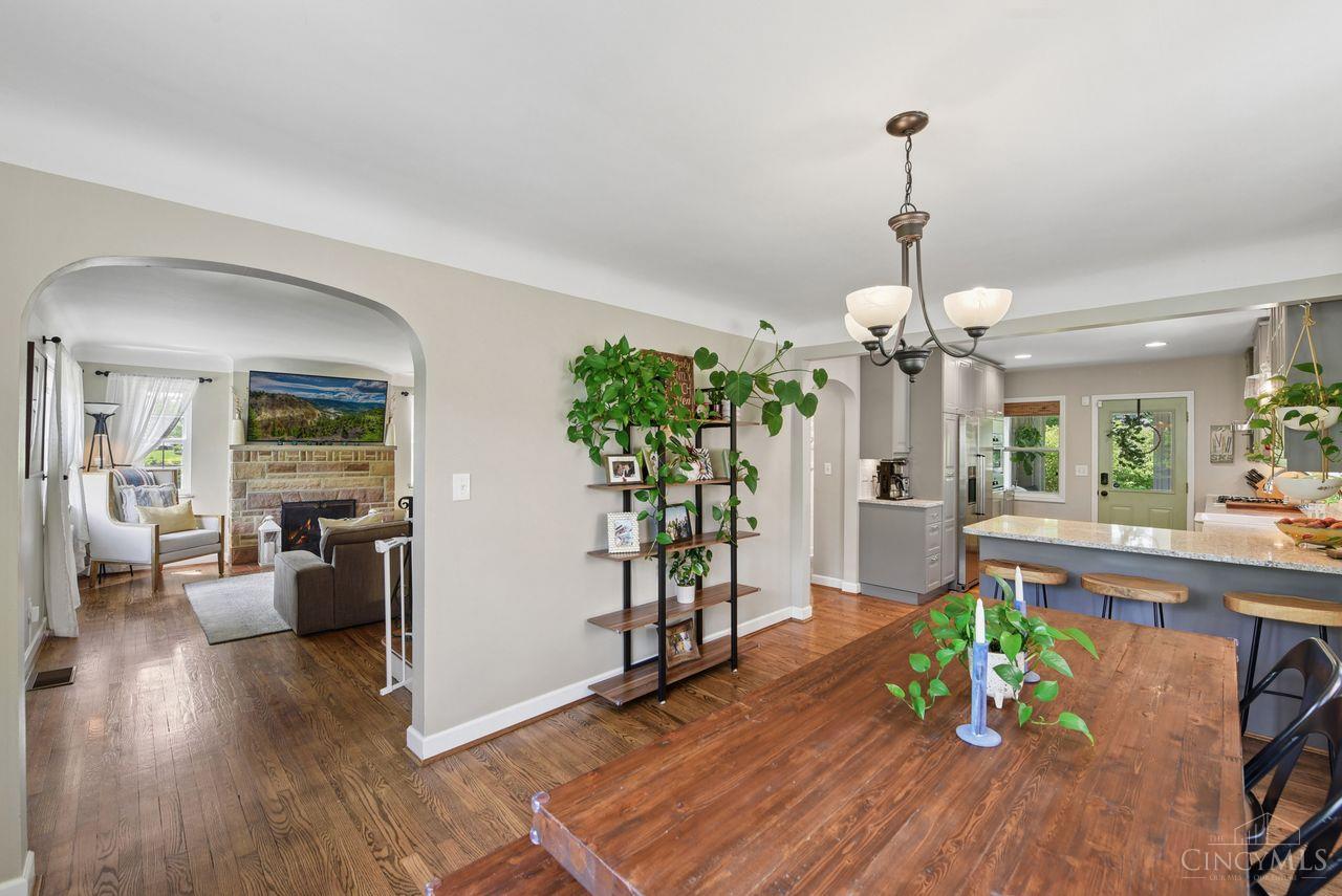 3859 Drakewood Drive