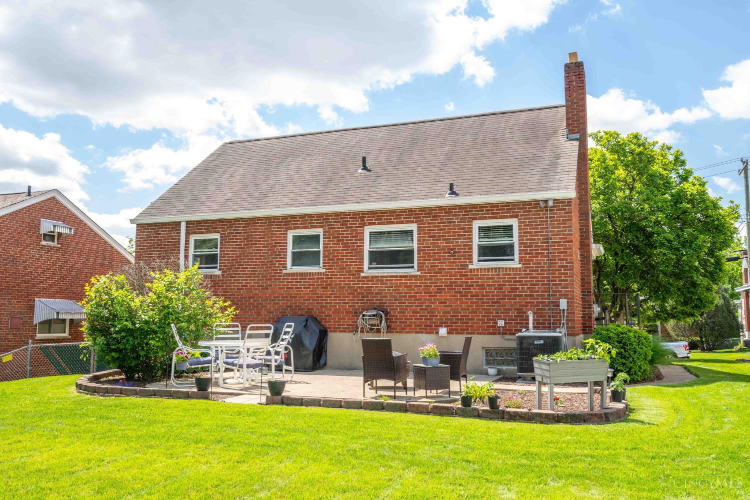 5542 Lawrence Road