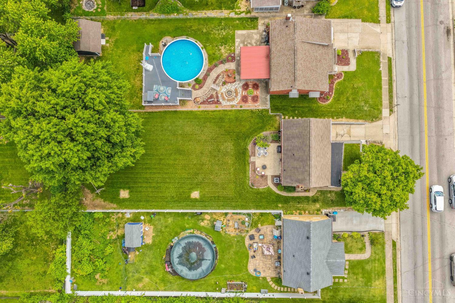 5542 Lawrence Road
