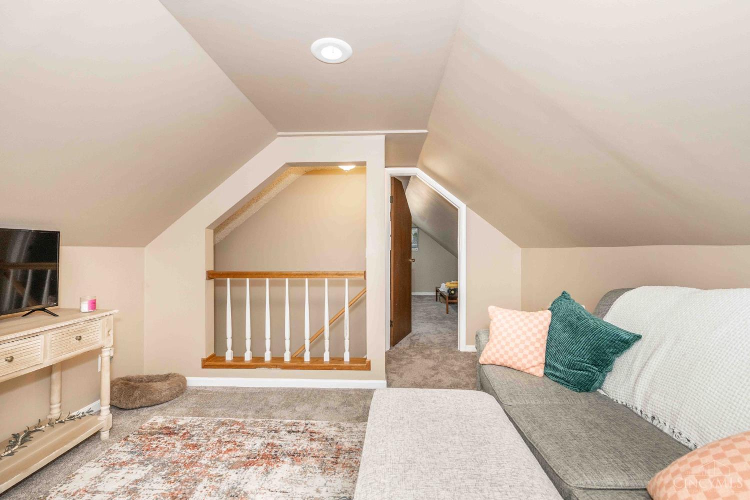 5542 Lawrence Road