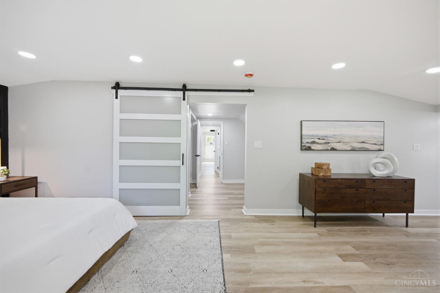8801 Plainfield Road