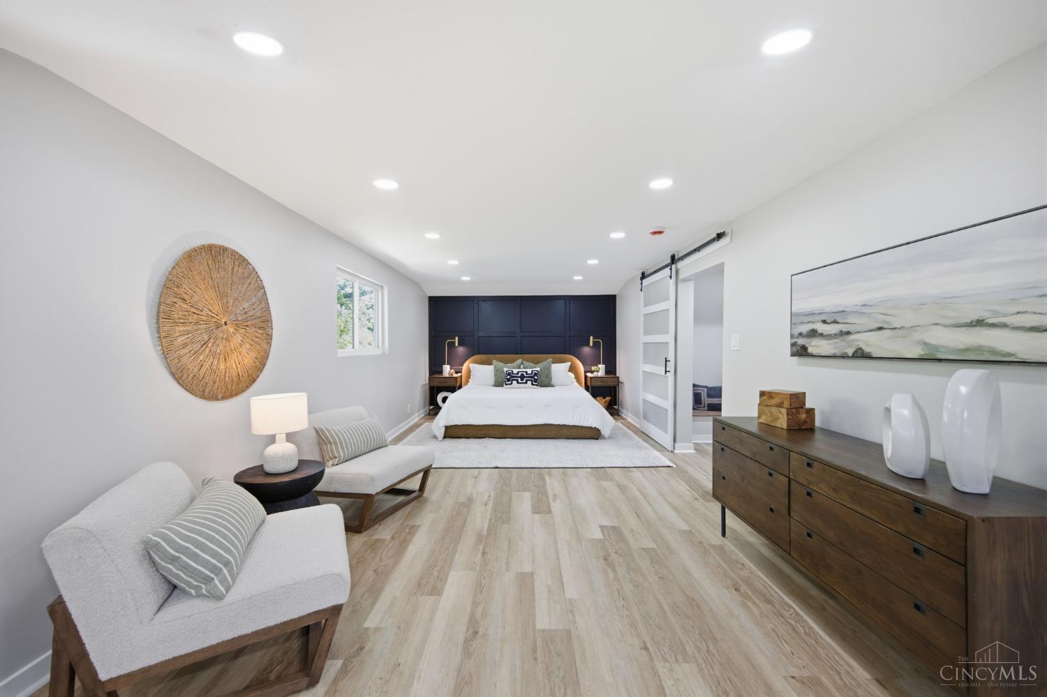 8801 Plainfield Road