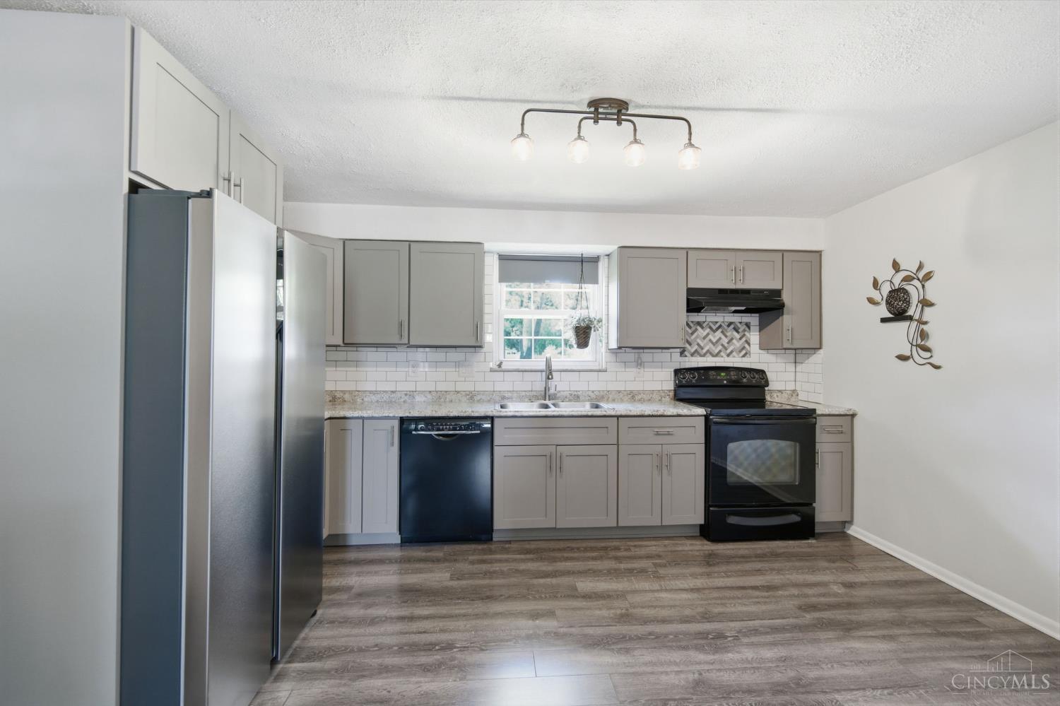 5779 Wolfpen-Pleasant Hill Road