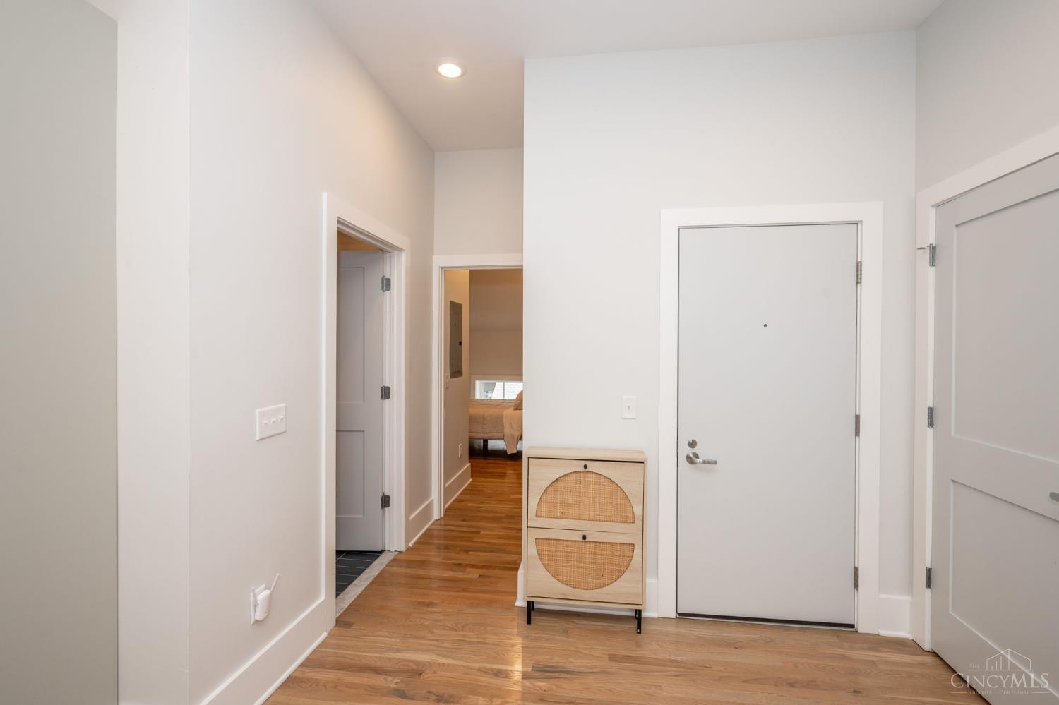 915 Vine Street Unit: 401