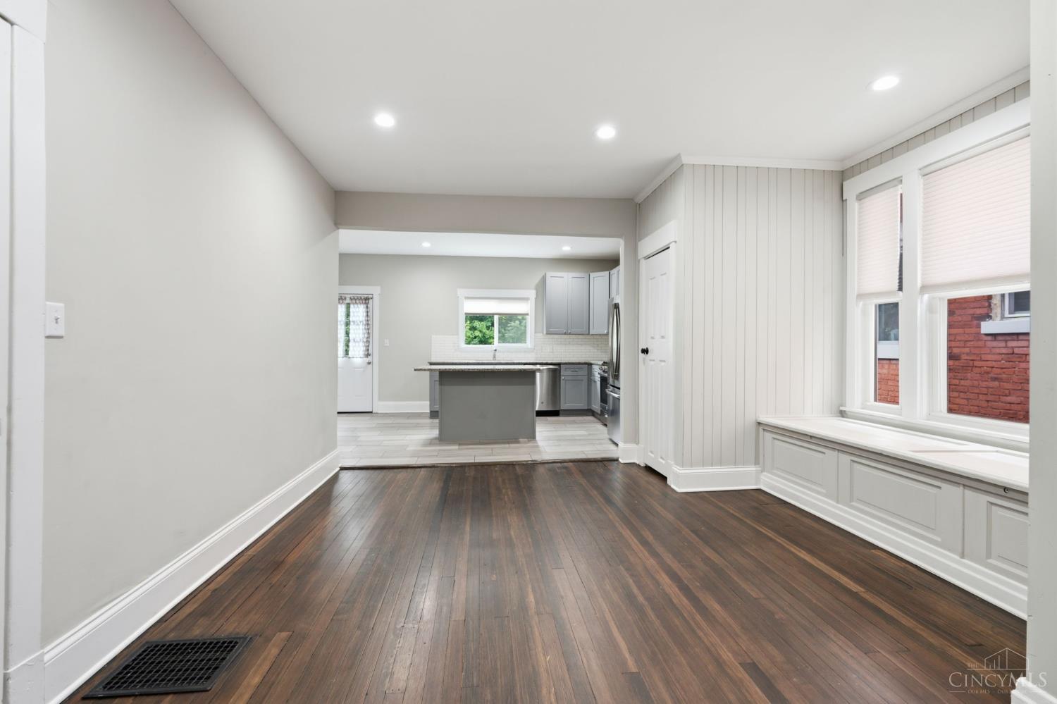 434 Considine Avenue