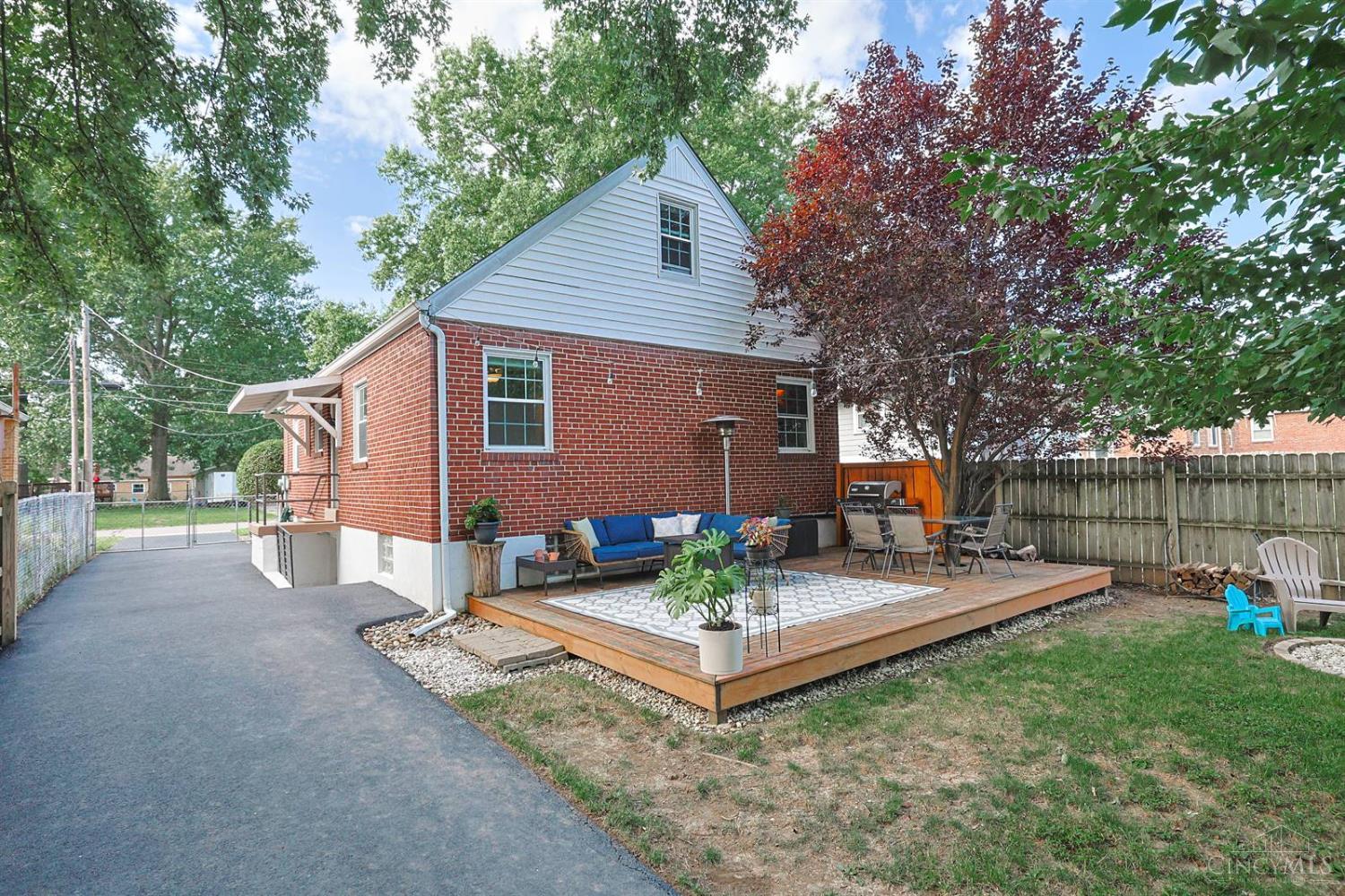 4346 Orchard Lane