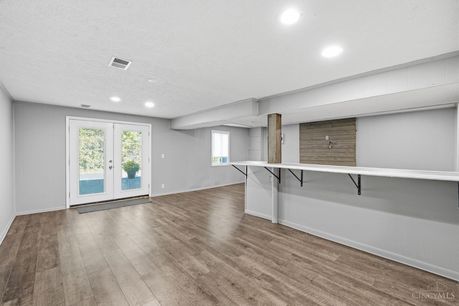 5434 Whitmore Drive