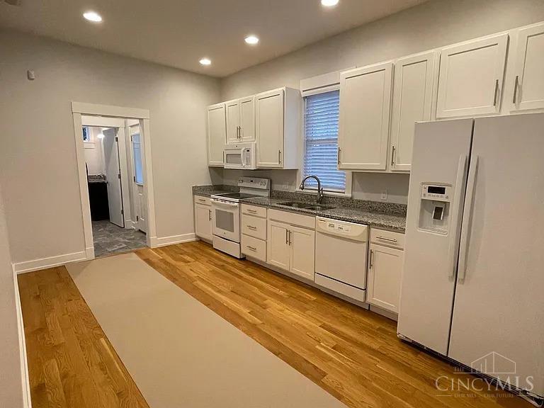 2807 Price Avenue