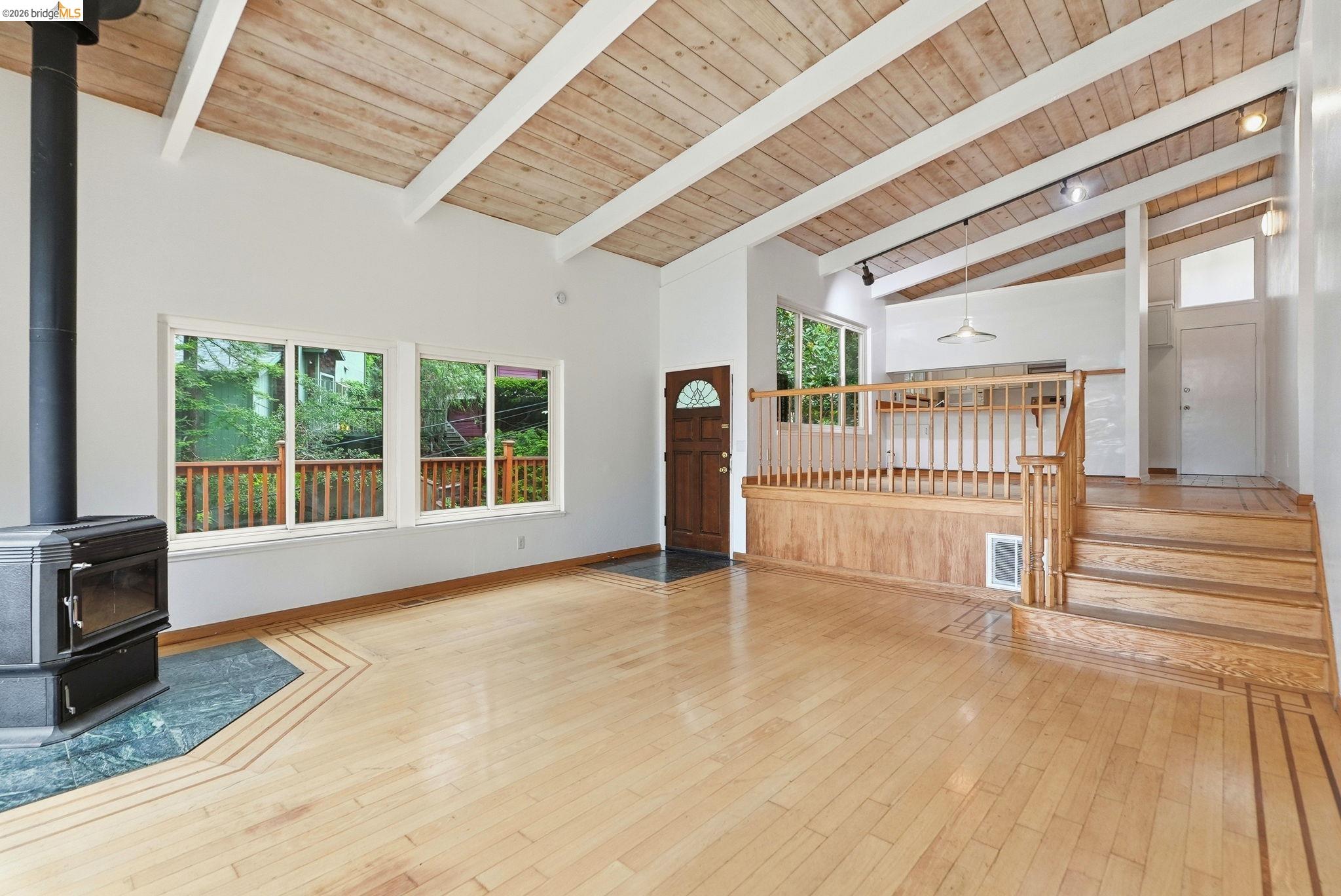 33 Eastwood Ct