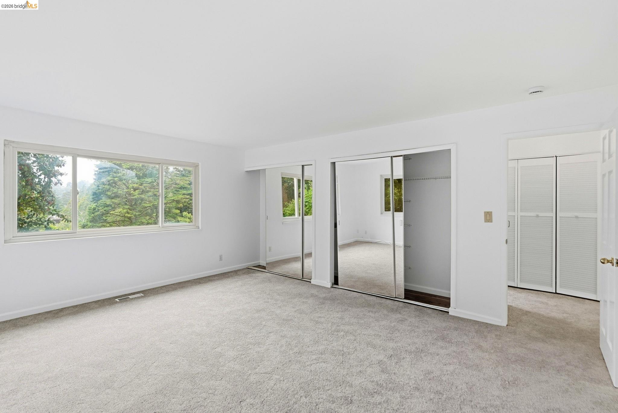 33 Eastwood Ct