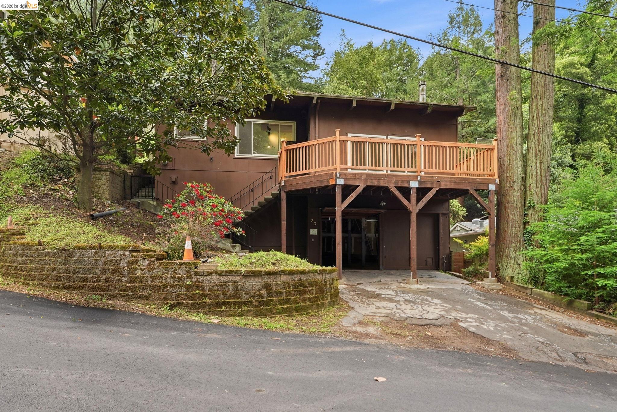33 Eastwood Ct