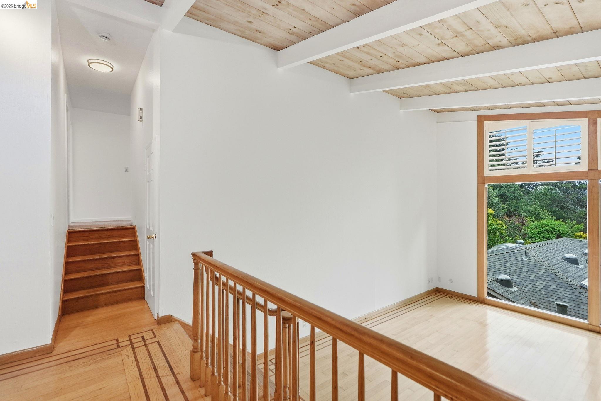 33 Eastwood Ct