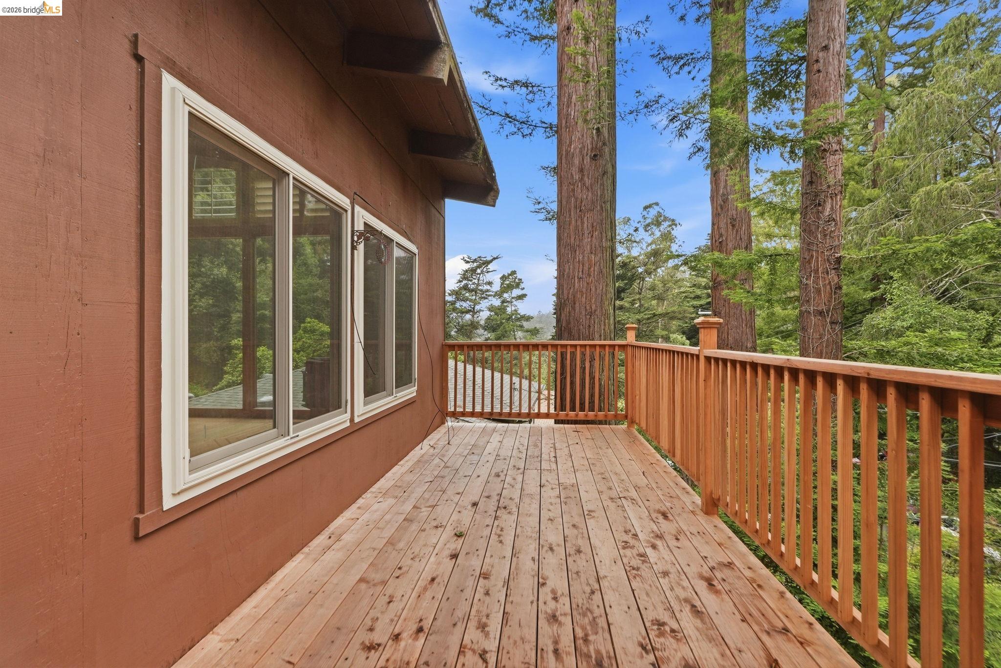 33 Eastwood Ct