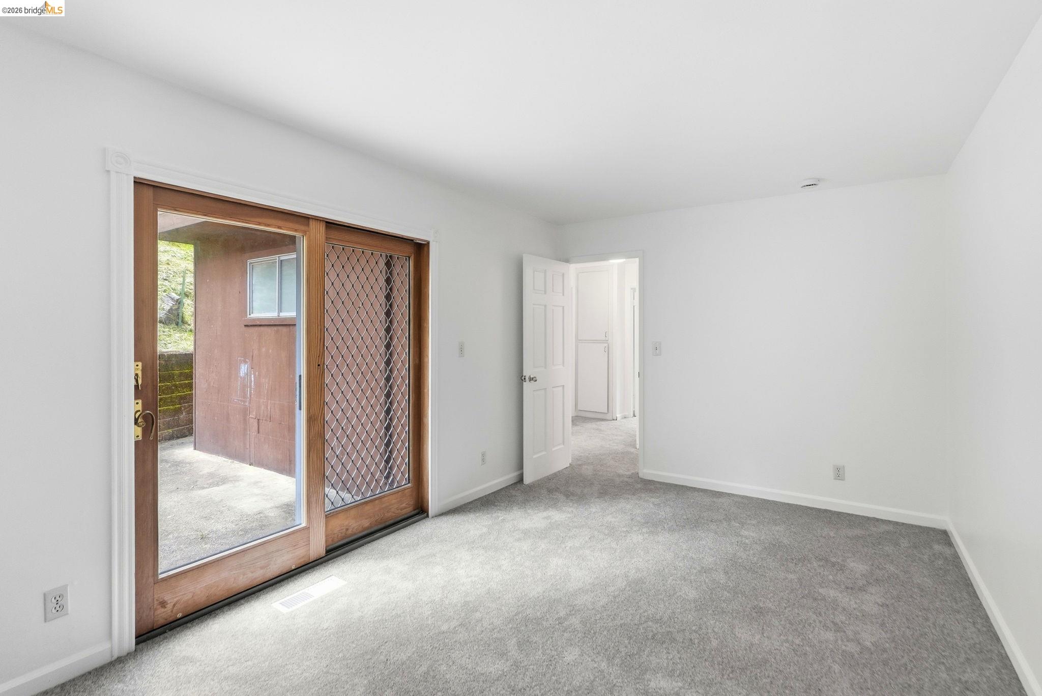33 Eastwood Ct